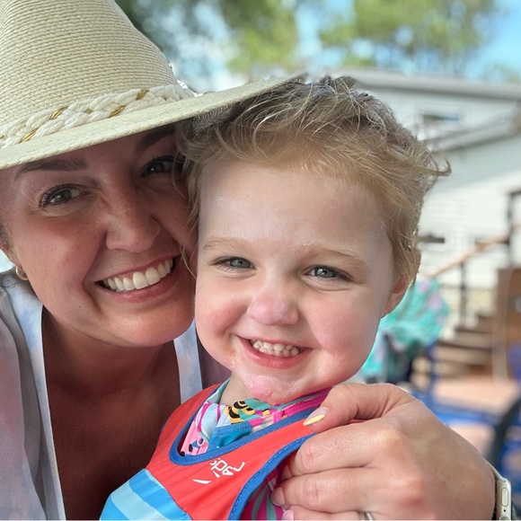 Hi! Glad you stopped by! xo, Kelly - Picture 10 of 10